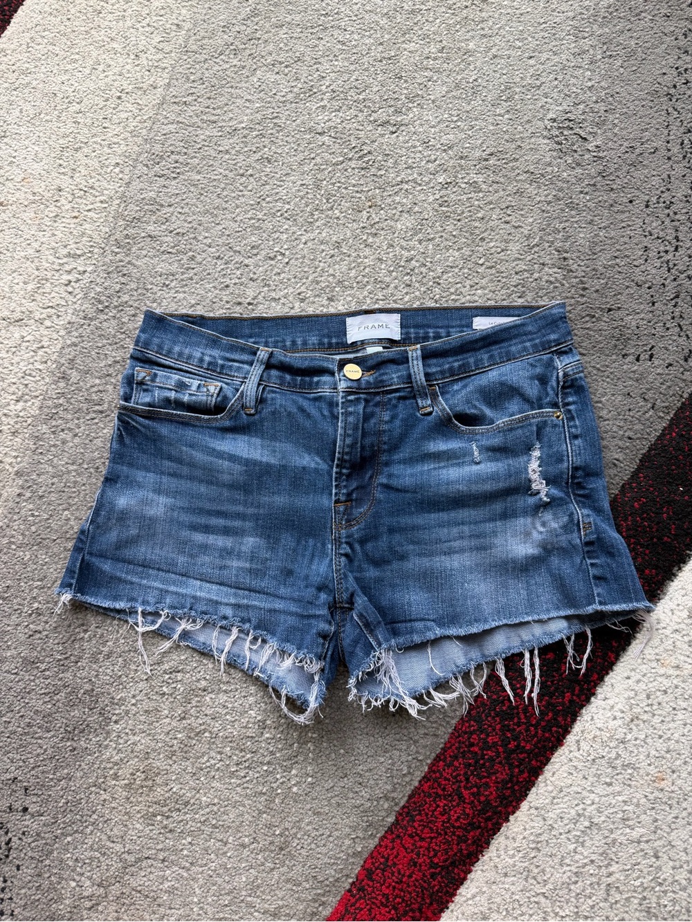 Frame Le Cutoff Denim Shorts